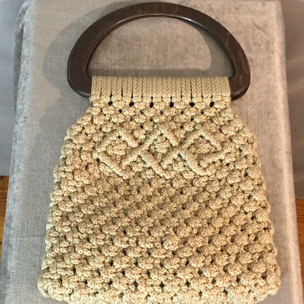 🥳HP‼️Vintage Macramé Handbag